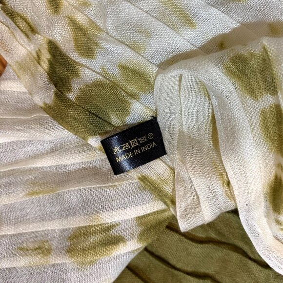 Handmade Tie-Dye Olive/Cream Pleated 100% Viscose Wrap/Scarf w/ Fringe In India - Picture 5 of 5